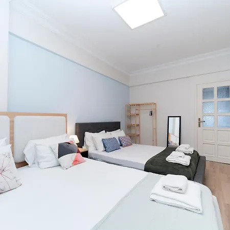 Bosphorus View With 3 Bedrooms - 2 Bathrooms - Super Location 公寓 伊斯坦布尔